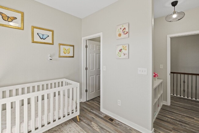 Building Photo - Spacious Home with Finished Basement, Granite Kitchen & Fenced Yard Near Fort Carson