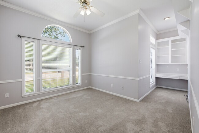 Building Photo - 905 Winged Foot Dr