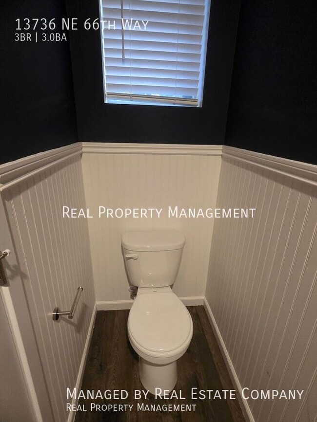 Building Photo - 13736 NE 66th Wy