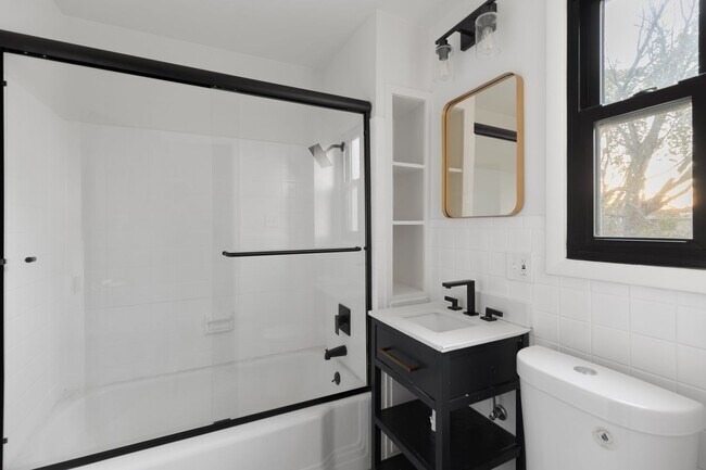 Building Photo - Pendleton Heights 4BR—Updated Historic Charm + Modern Comforts | 2,300 sq ft