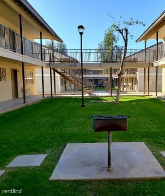 Building Photo - 2 br, 2 bath Apartment - 124 N. 67TH ST