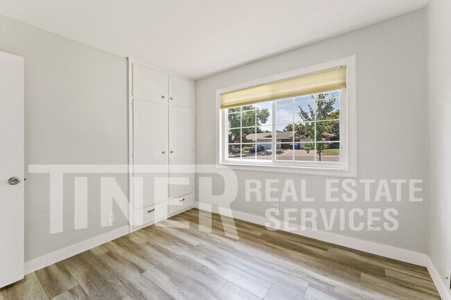 Building Photo - 2771 Wissemann Dr