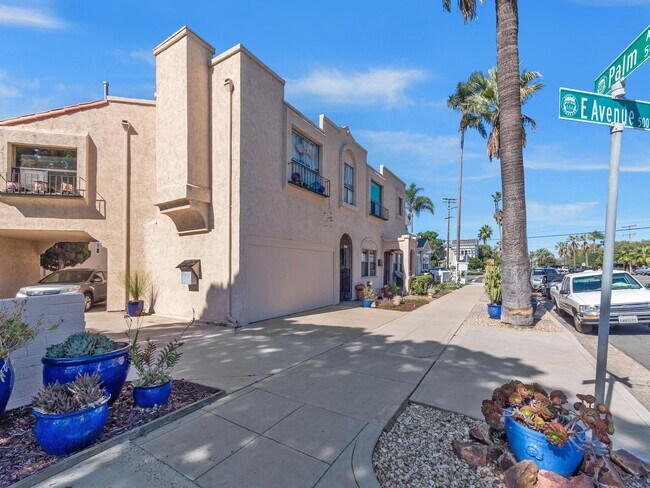 Building Photo - 506 Palm Ave