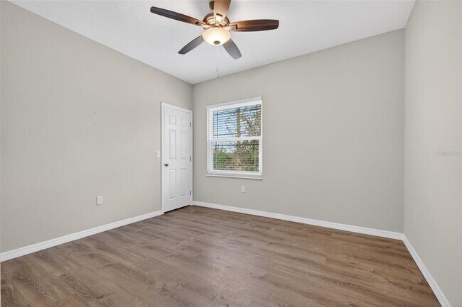 Building Photo - 4362 Tyler Cir N