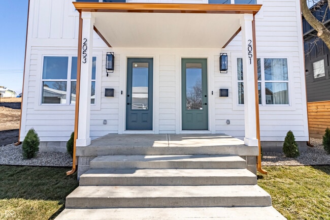 Building Photo - 2053 Columbia Ave