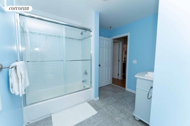 Building Photo - 9 Dayton Ave