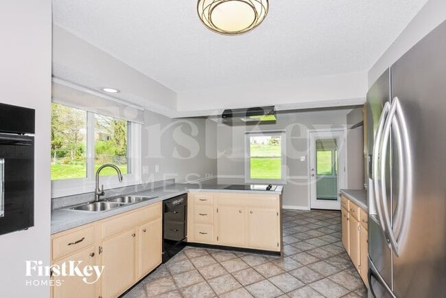 Building Photo - 14545 Appalachian Trail