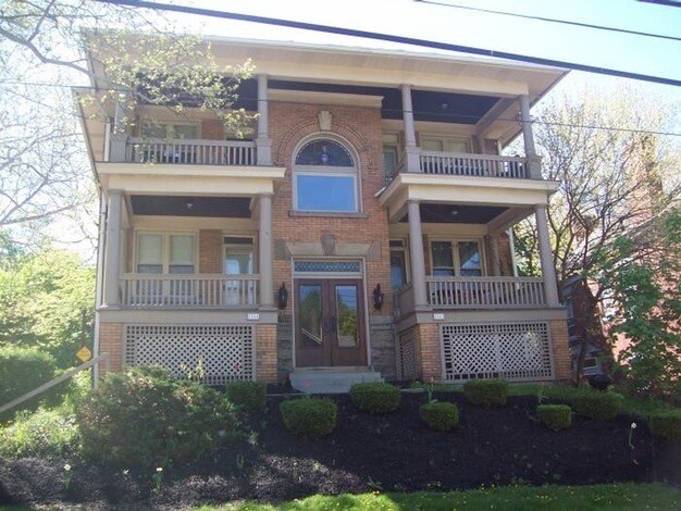 Primary Photo - 5544 Fair Oaks Street