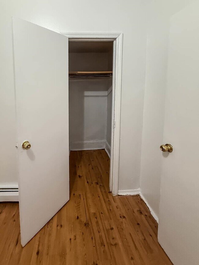 Building Photo - 720 West Side Ave