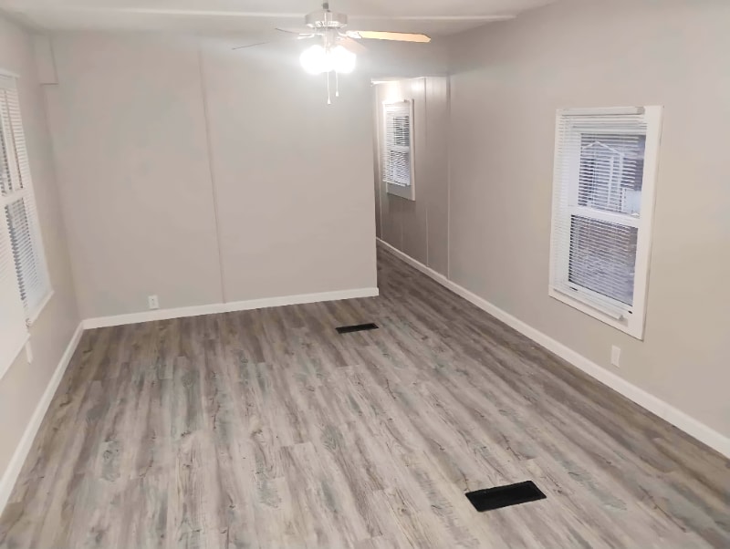 Building Photo - 1100 W Locust St