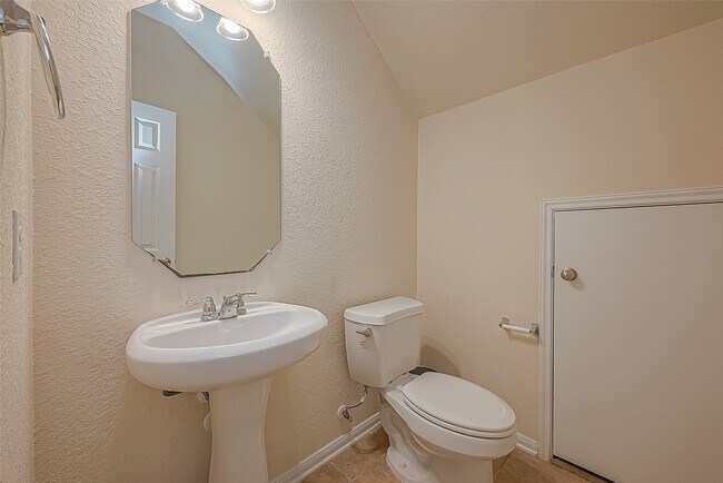 Building Photo - 3235 Quarry Place Lane