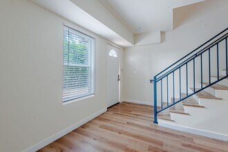 Building Photo - 16753-16755 1/2 Sherman Way
