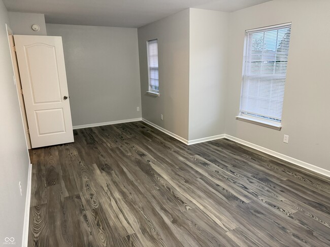 Building Photo - 2327 Bristol Dr