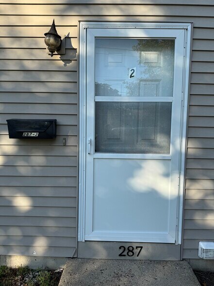 Building Photo - 287 Orrin St