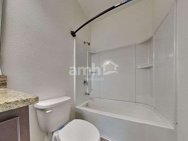 Building Photo - 4878 St James Ln