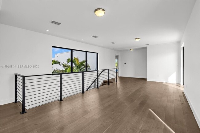 Building Photo - 16699 Botaniko Dr N