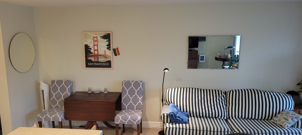 Building Photo - 100 Kerr Pky