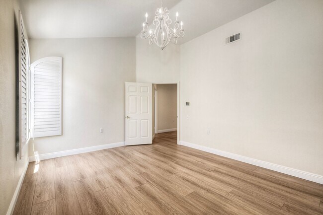 Building Photo - 2338 Cartegena Way