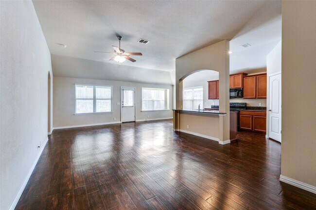 Building Photo - 4920 Lemon Grove Dr