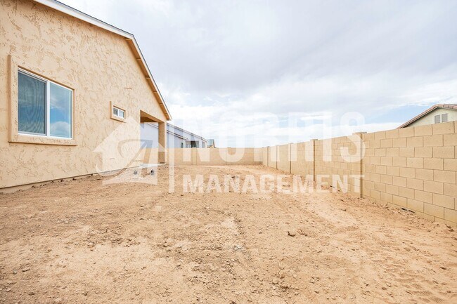 Building Photo - Beautiful Brand New Home with Block Wall