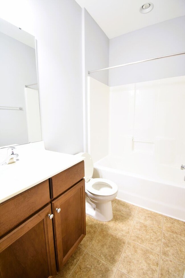 Building Photo - 54 Pittfield Run