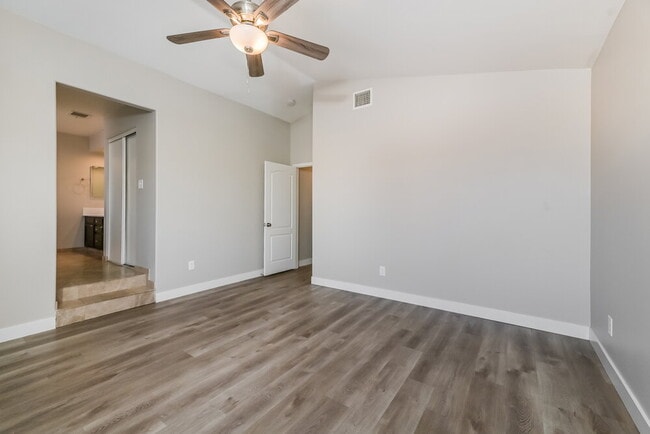 Building Photo - 1732 Blanchard Dr