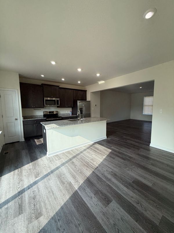 Building Photo - 28 Marineris Cir