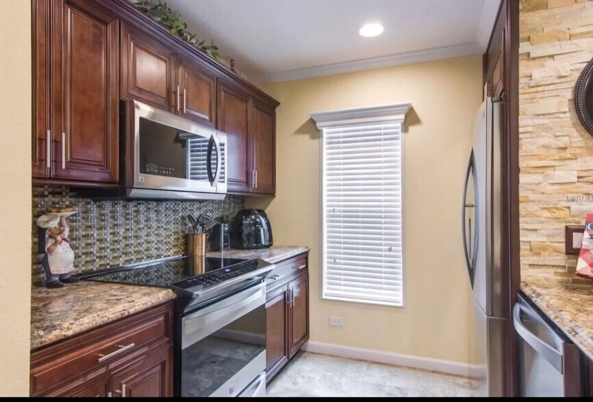 Building Photo - 3765 Woodbury Hill Loop