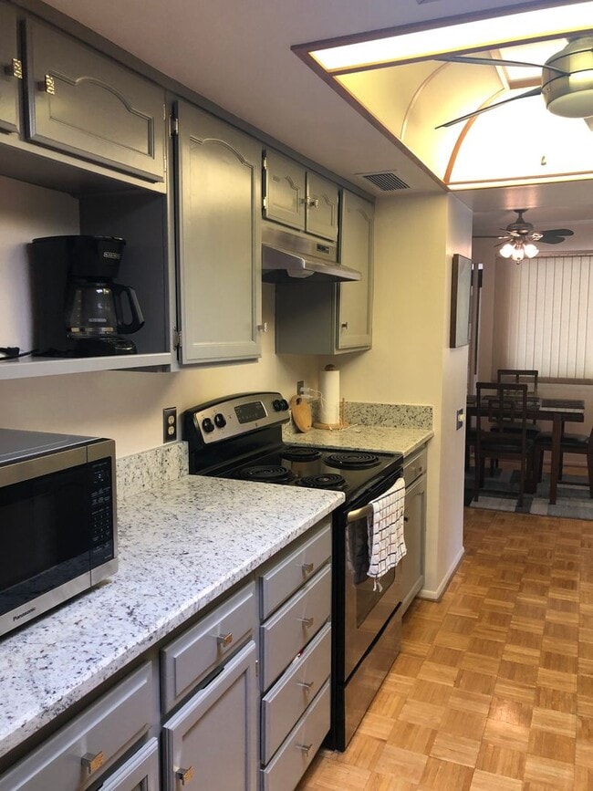 Building Photo - 89 Leisure World