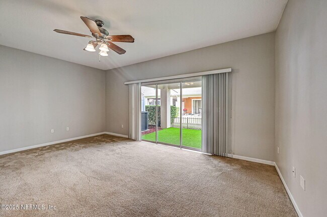 Building Photo - 13493 Sunstone St