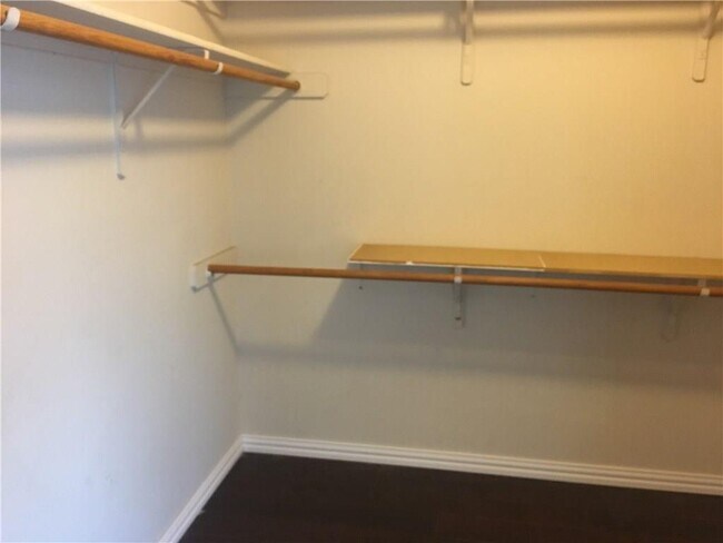 Building Photo - 312 Estate Dr