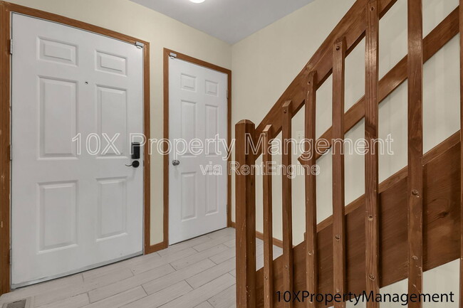 Building Photo - 171 Glenkirk Dr