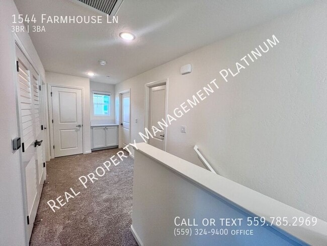 Building Photo - 1544 Farmhouse Ln