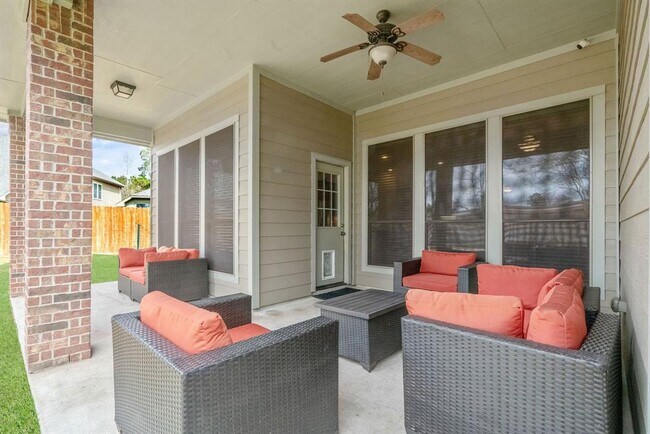 Building Photo - 2711 Leah Manor Ln