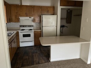 Building Photo - 2307 Bemiss Rd