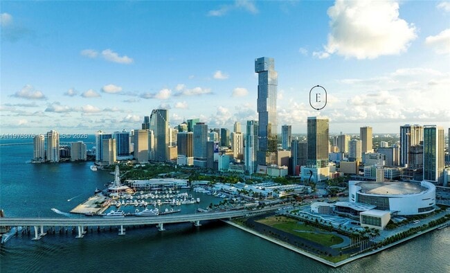 Building Photo - 398 NE 5th St