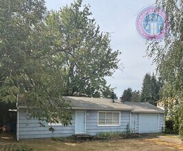 Building Photo - Charming Home in NE Parkrose , David Dougl...