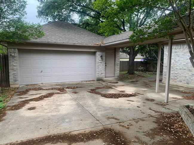 Building Photo - 4410 Shavano Cross
