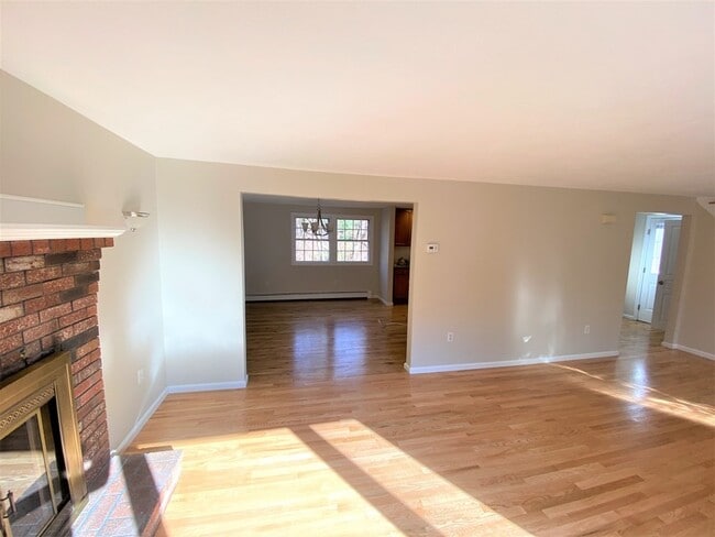 Building Photo - 15 Appaloosa Dr