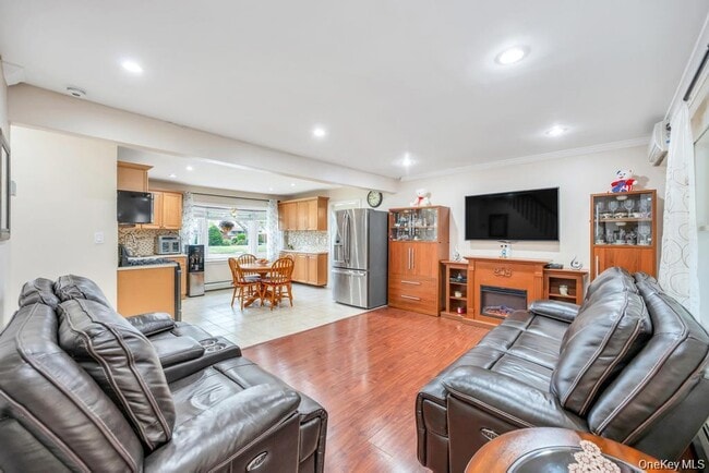 Building Photo - 46 Hardy Ln