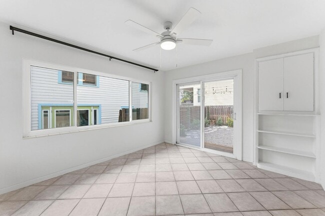 Building Photo - 766 20th Ave N