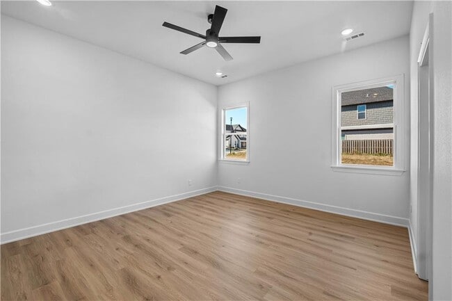 Building Photo - 1810 Peacock Rd