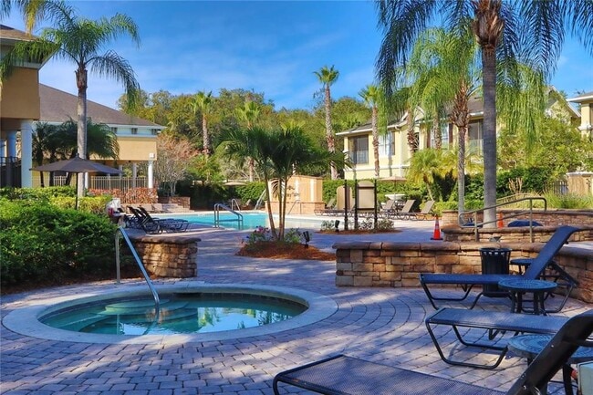 Building Photo - 9918 Courtney Palms Blvd