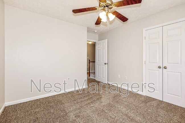 Building Photo - 519 Abbottswood Dr