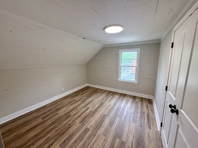 Building Photo - 1316 Poplar St