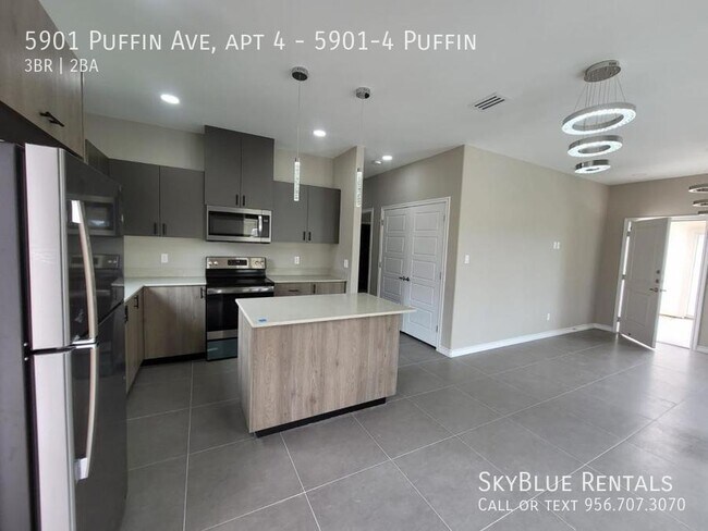 Building Photo - 5901 Puffin Ave
