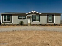 Building Photo - 4057 SOLAR St