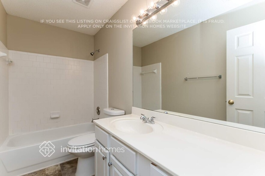 Building Photo - 7335 Harlech Trace