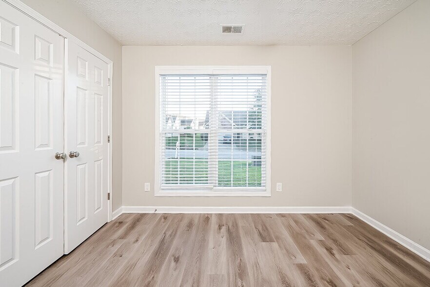 Building Photo - 205 Lassiter Dr
