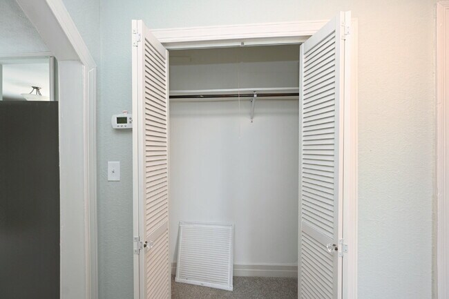 Building Photo - Renovated East Nashville Home | 3BR + Washer/Dryer + Off-Street Parking